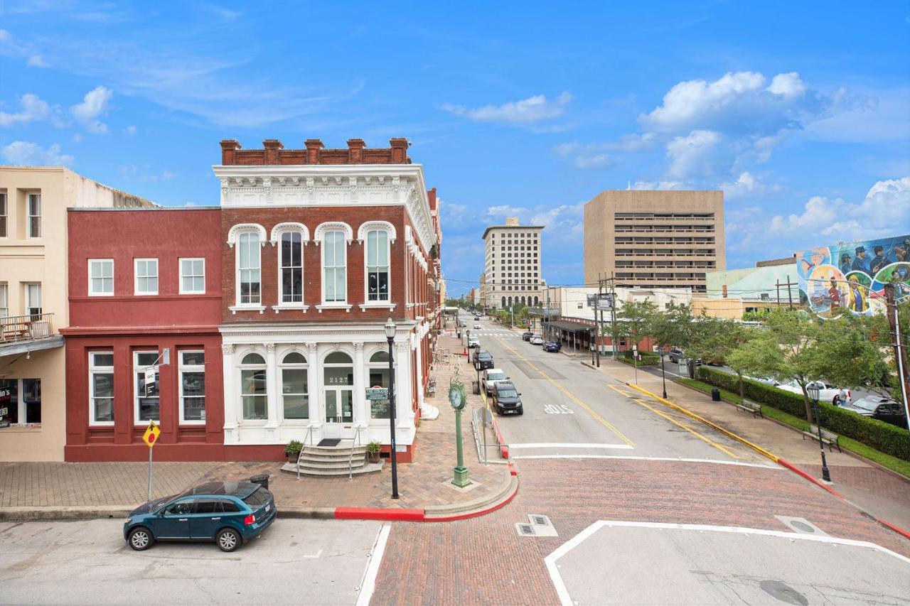 Serenity On The Strand - Historic Strand Loft #205 Galveston Exterior foto