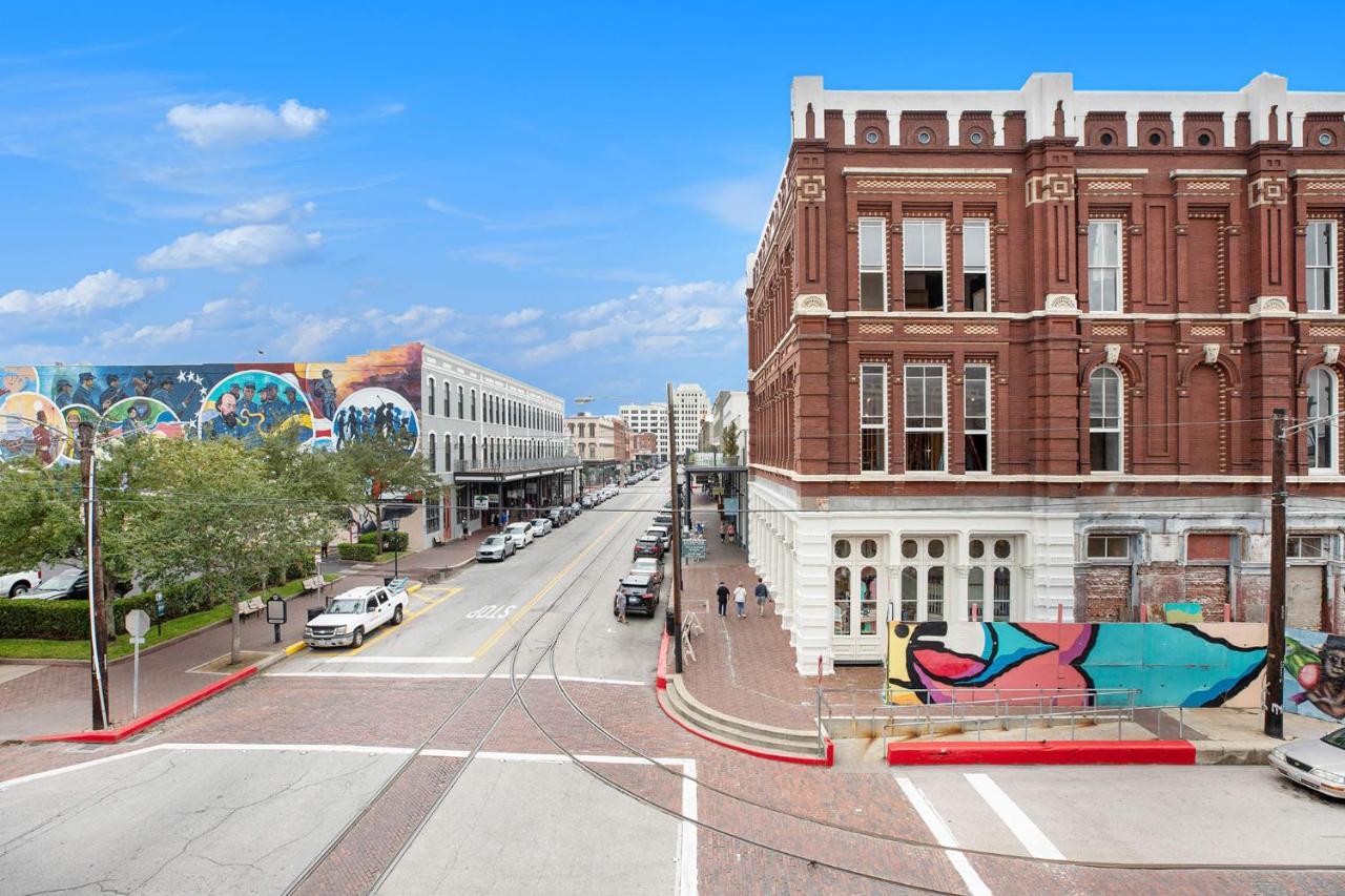 Serenity On The Strand - Historic Strand Loft #205 Galveston Exterior foto