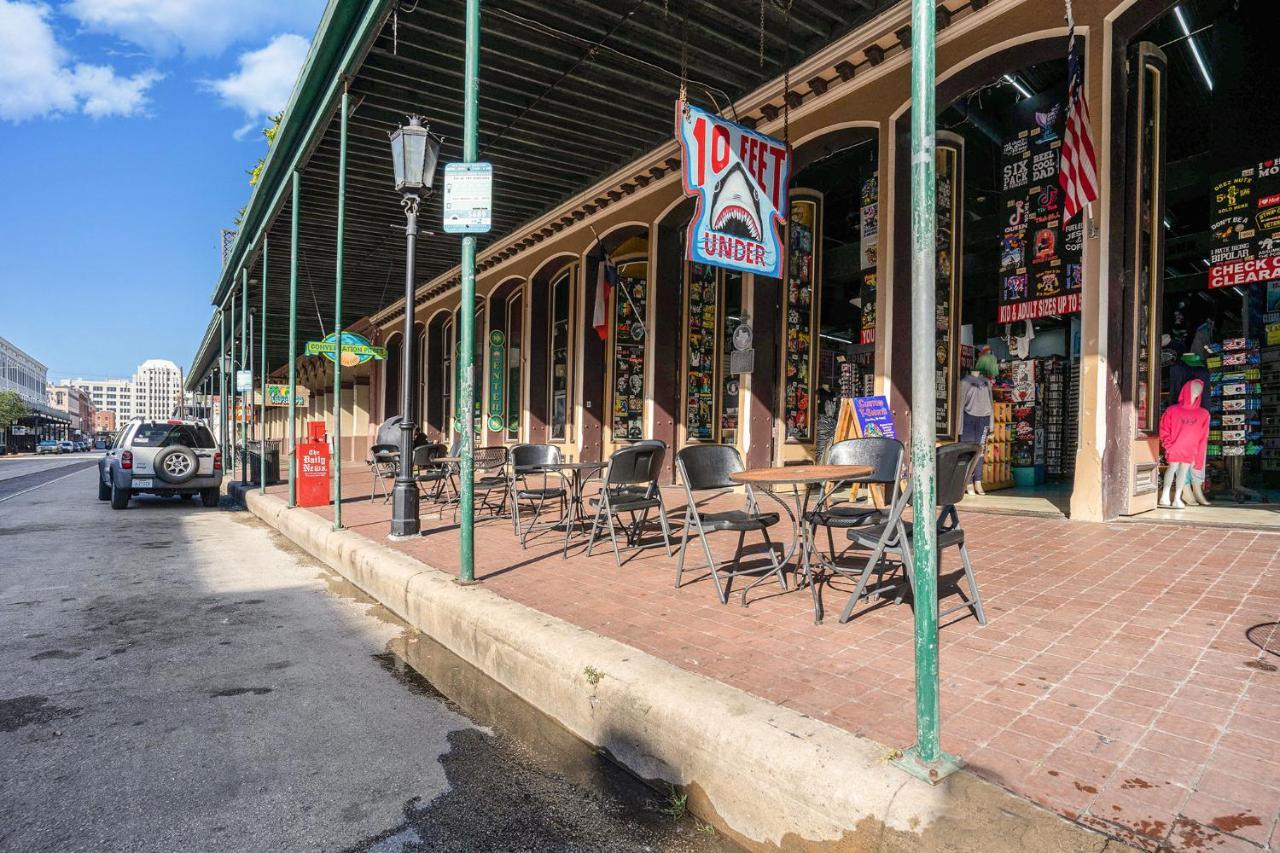 Serenity On The Strand - Historic Strand Loft #205 Galveston Exterior foto