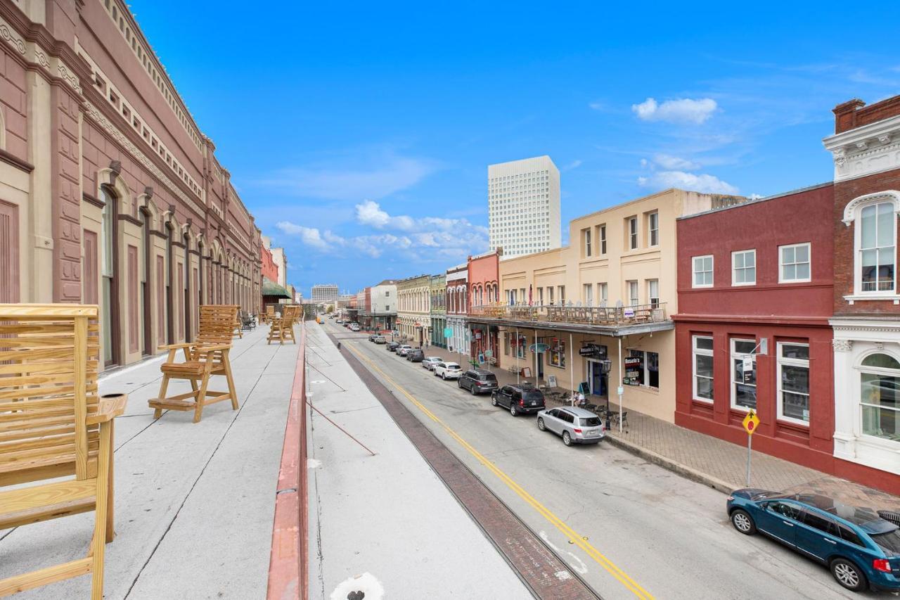 Serenity On The Strand - Historic Strand Loft #205 Galveston Exterior foto