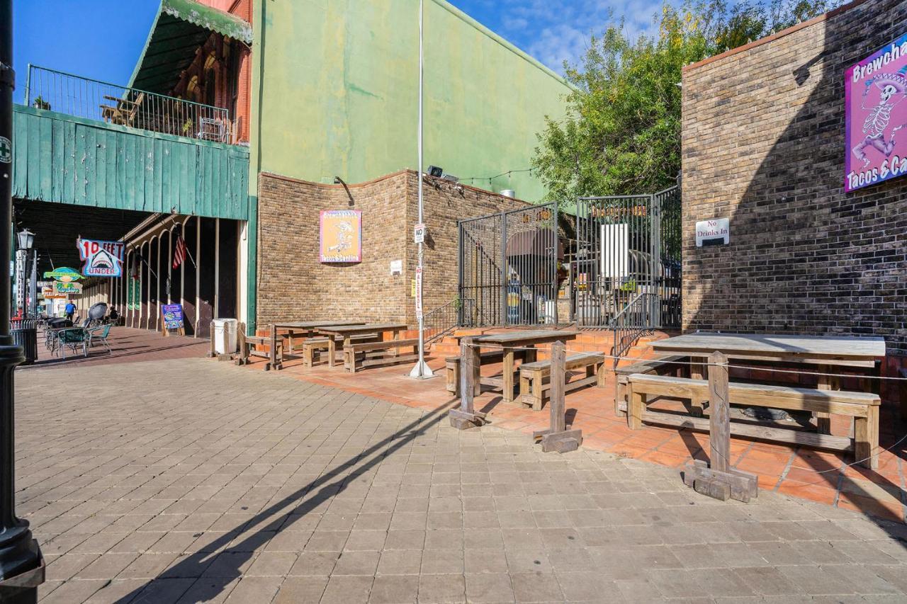 Serenity On The Strand - Historic Strand Loft #205 Galveston Exterior foto